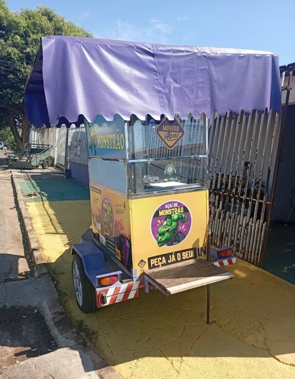 Vendo carrinho de açaí 