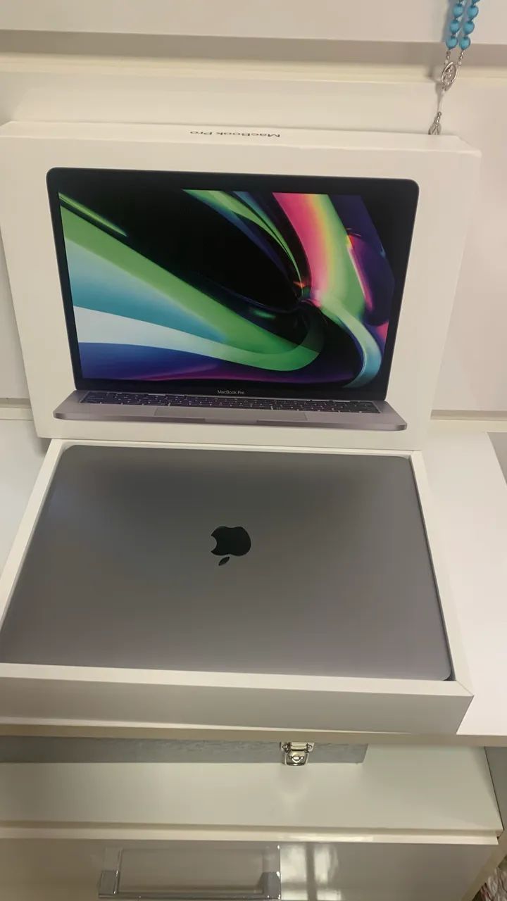 8GB Memory) (256GB SSD 13-inch MacBook Pro - Notebooks