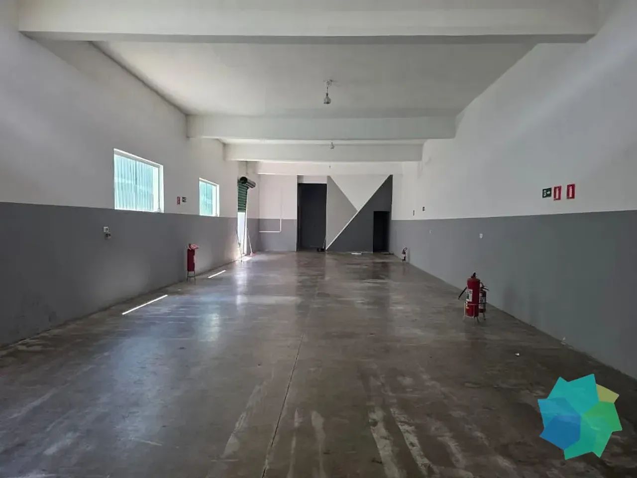 Galpão, 161 m² - venda por R$ 450.000 ou aluguel por R$ 2.850/mês - Residencial Vila Marti - Foto 2