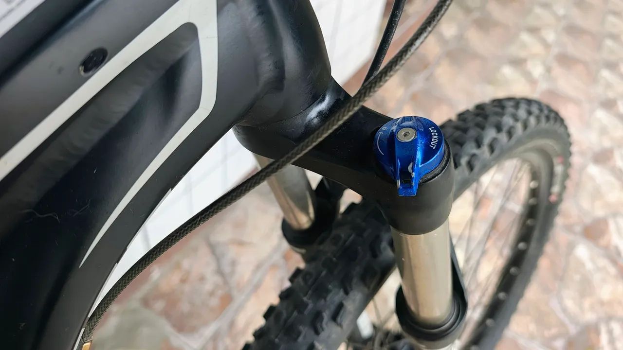 Bike Specialized camber Full suspension - Foto 4