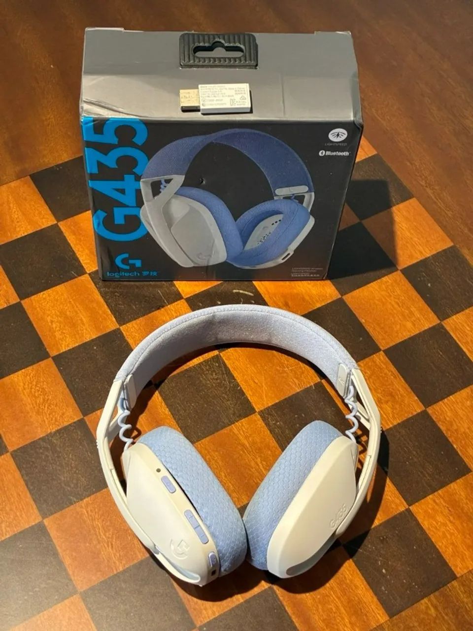 Headset Gamer Sem Fio Logitech G435 LIGHTSPEED USB e Bluetooth - Foto 2