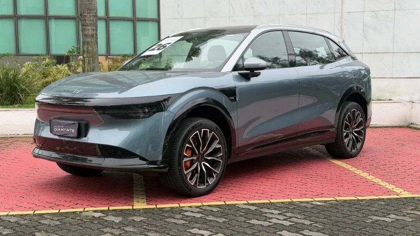 Zeekr 7X Flagship AWD, foto 4 de 15