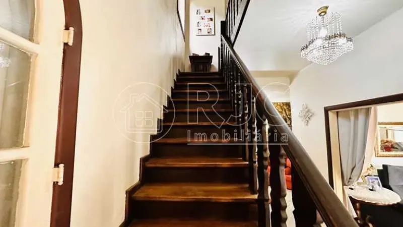 Casa de 252 metros quadrados no bairro Tijuca com 5 quartos - Foto 7