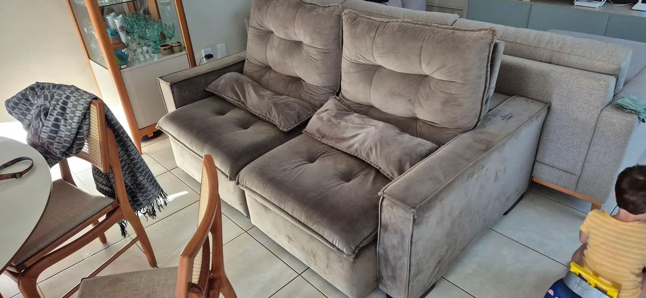 Sofá 2 Lugares Retrátil e Reclinável - Ótimo custo-benefício - Foto 2