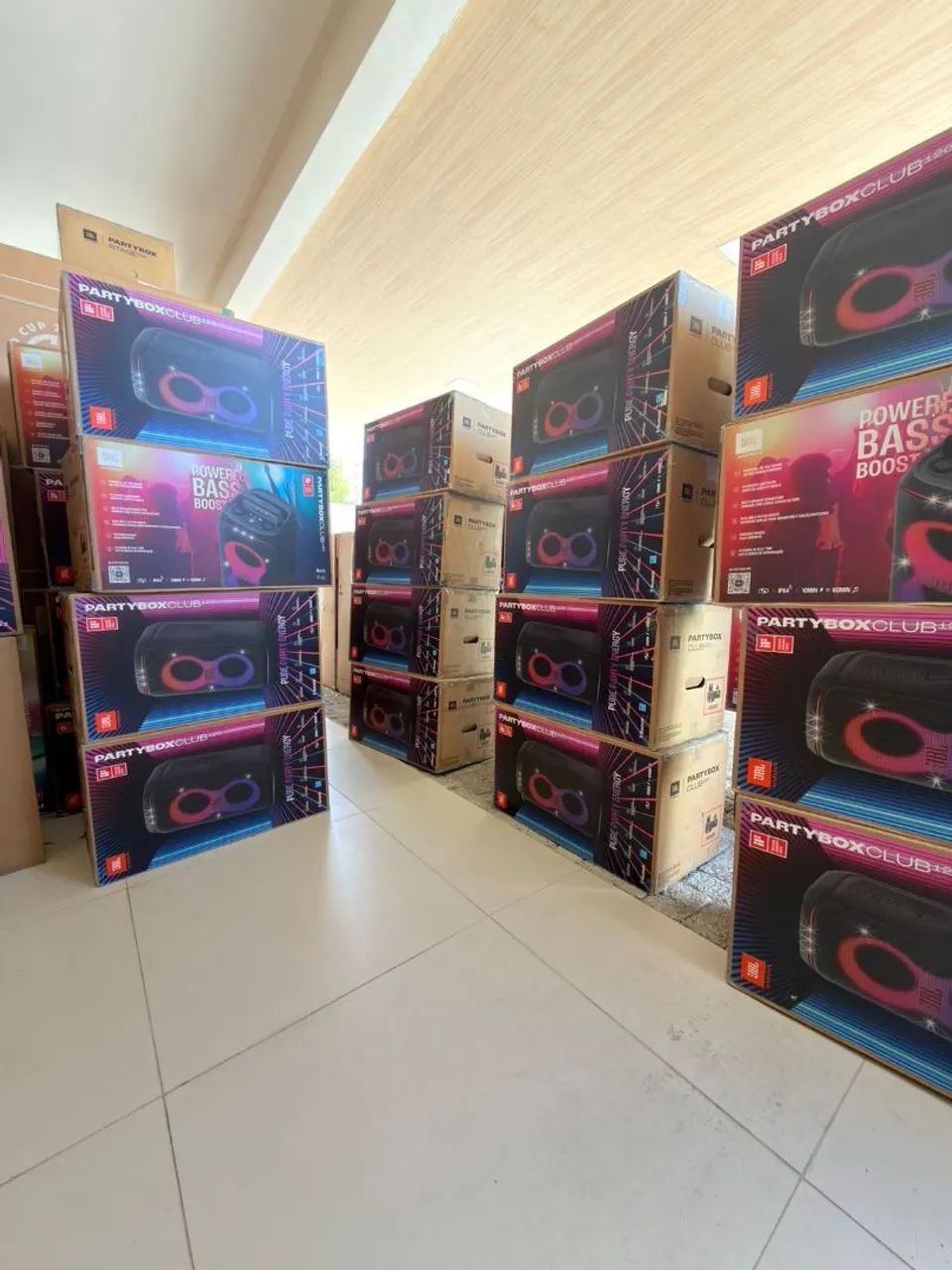 CAIXA DE SOM PARTYBOX 120 - LACRADO (COM NOTA FISCAL)