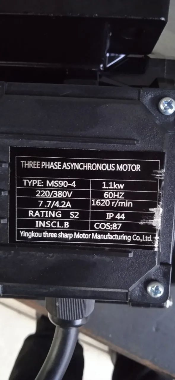 Motor trifásico 220/380