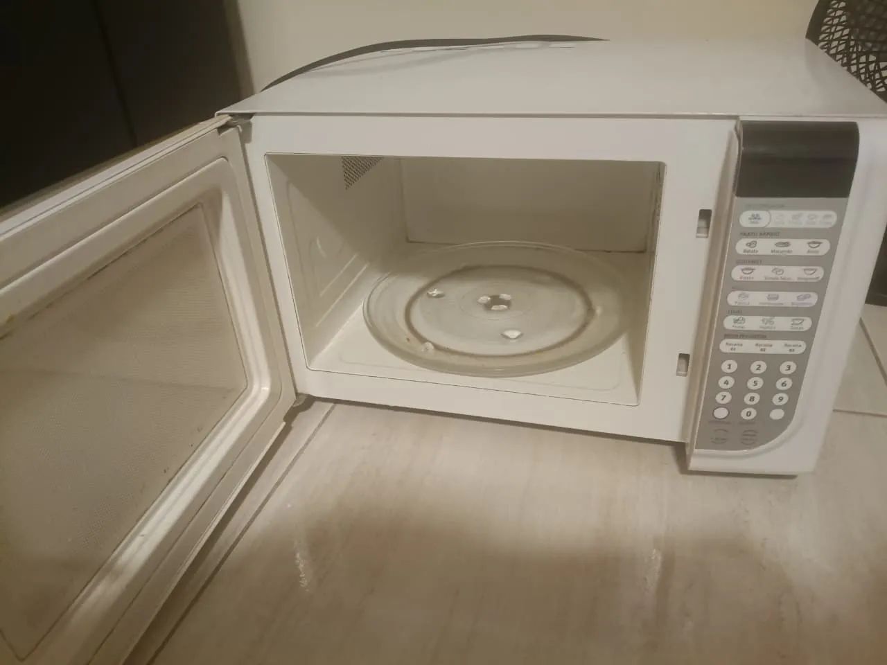 Microondas usados , parou de funcionar  - Foto 3