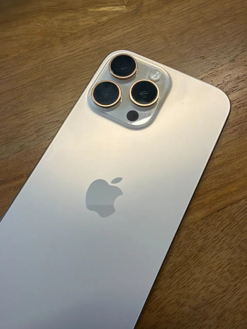 iPhone 16 Pro Max 256GB Desert Titanium + Capa Apple Original