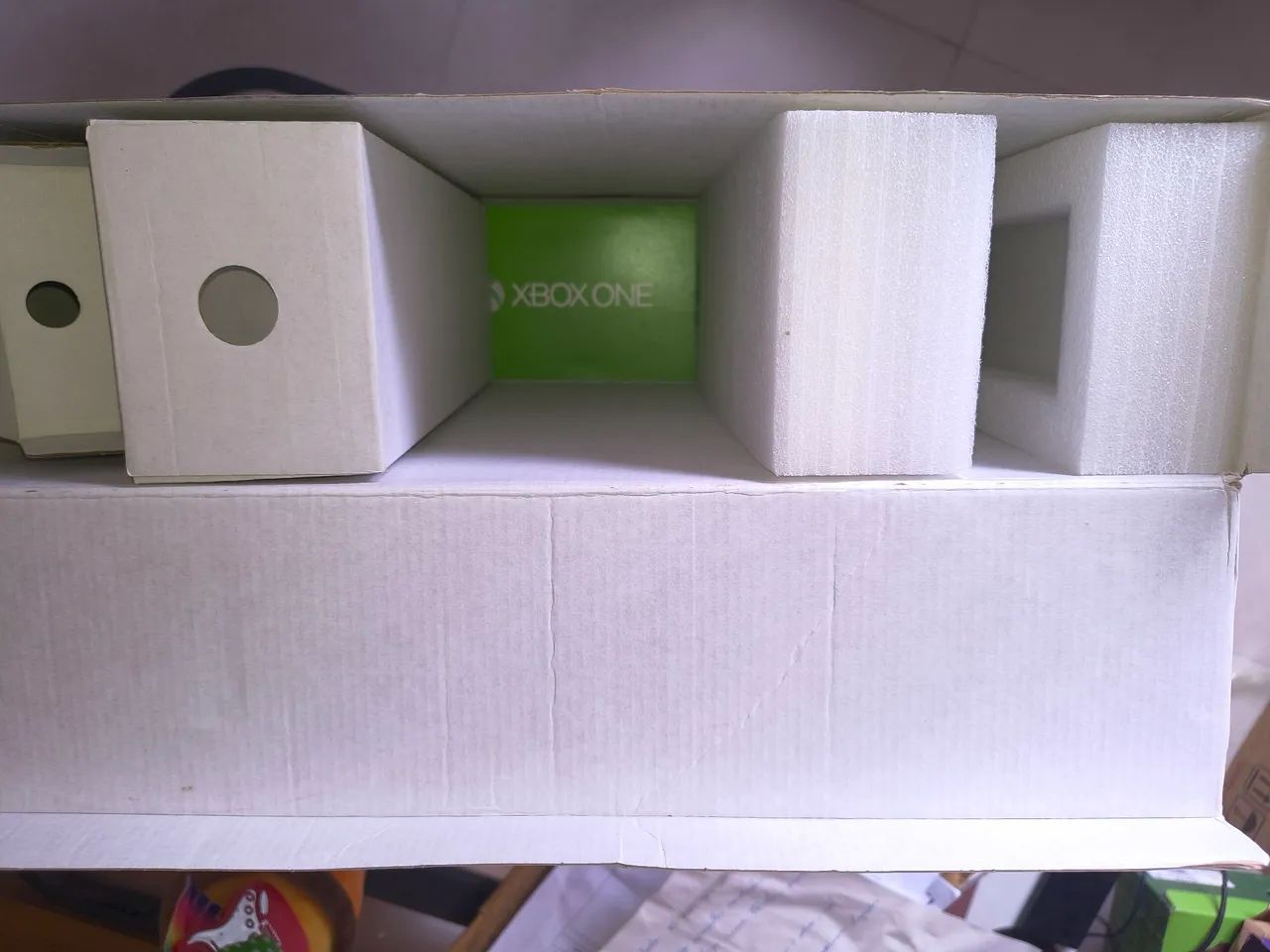 Caixa Xbox One S 1T - Foto 3