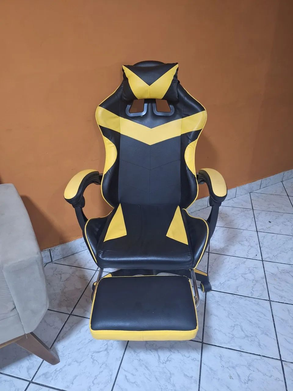 Cadeira Gamer NOVA! E DE ESCRITÓRIO 