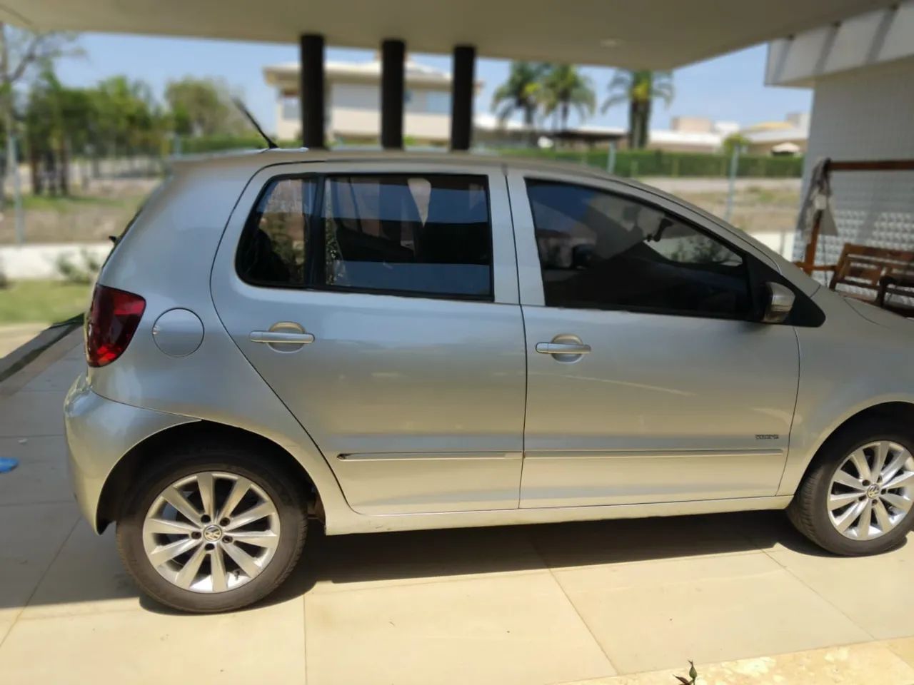 Volkswagen Fox 1.6 MI TOTAL FLEX 8V 5P 2011
