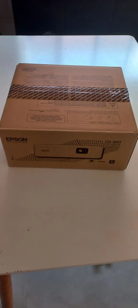Projetor Epson CO-W01 novo