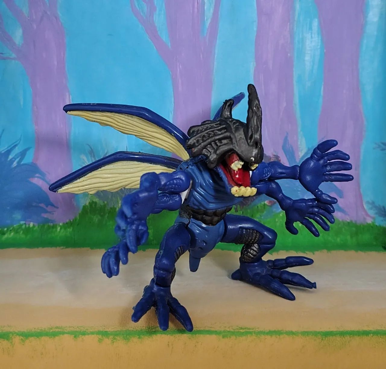 Boneco do digimon adventure - Kabuterimon - Foto 2