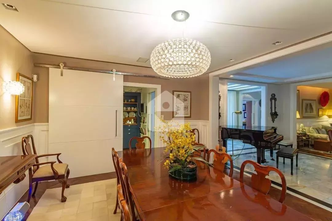 Casa com 366m² no Jardim Botânico - Foto 4