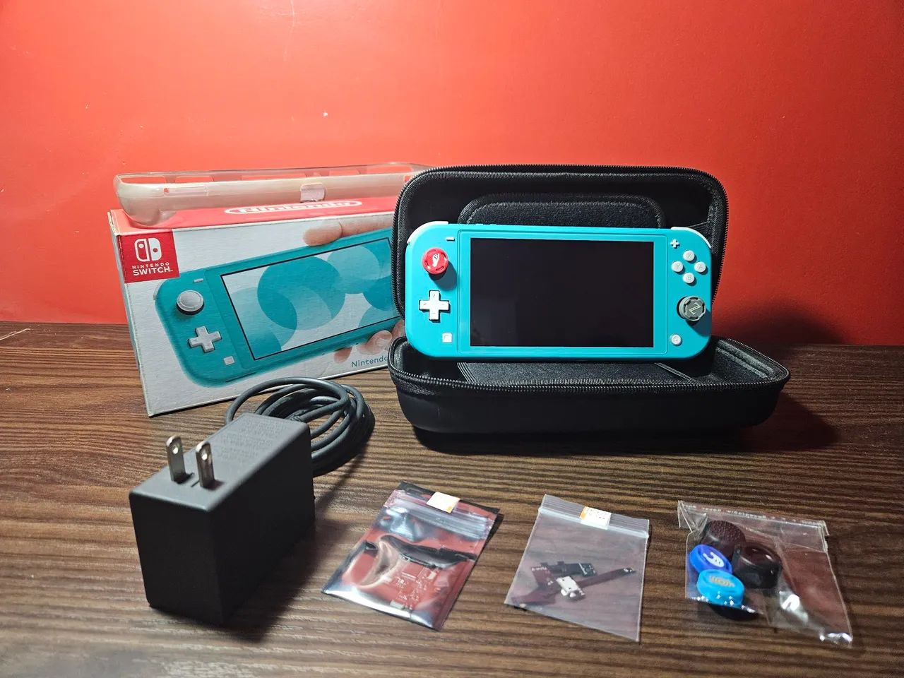 Nintendo Switch Lite + Acessórios