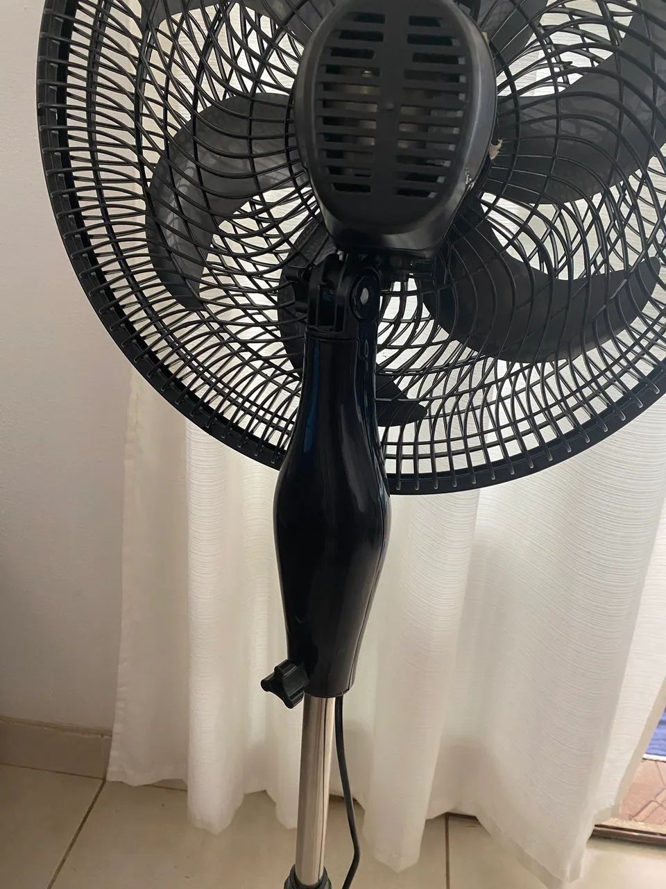 Ventilador coluna novinho - Foto 3
