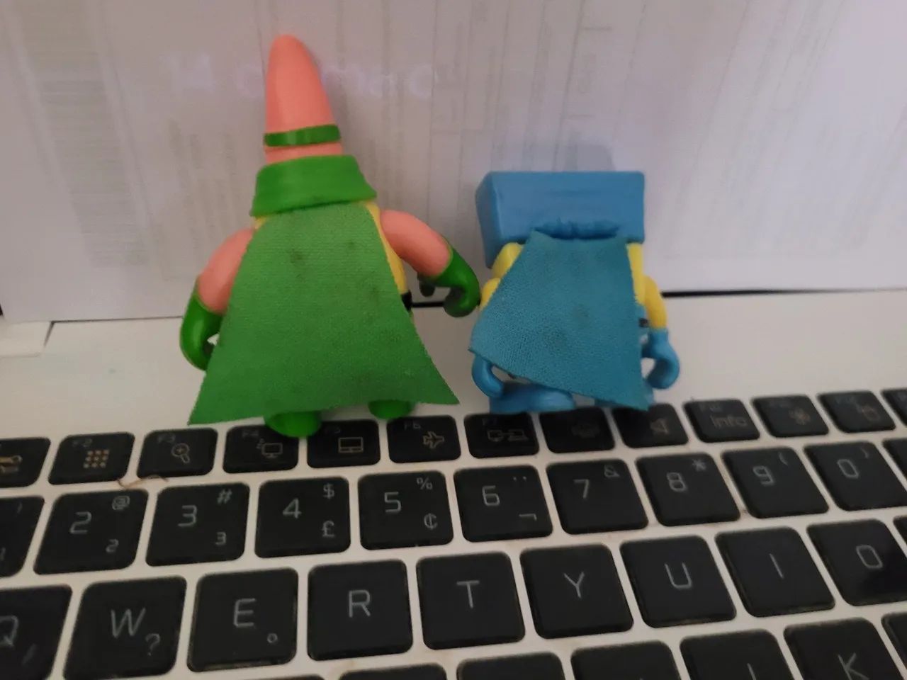 Imaginext Bob esponja e Patrick super heróis nick w9586 - Foto 2