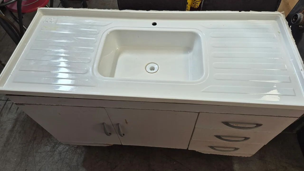 Gabinete com pia - Foto 2