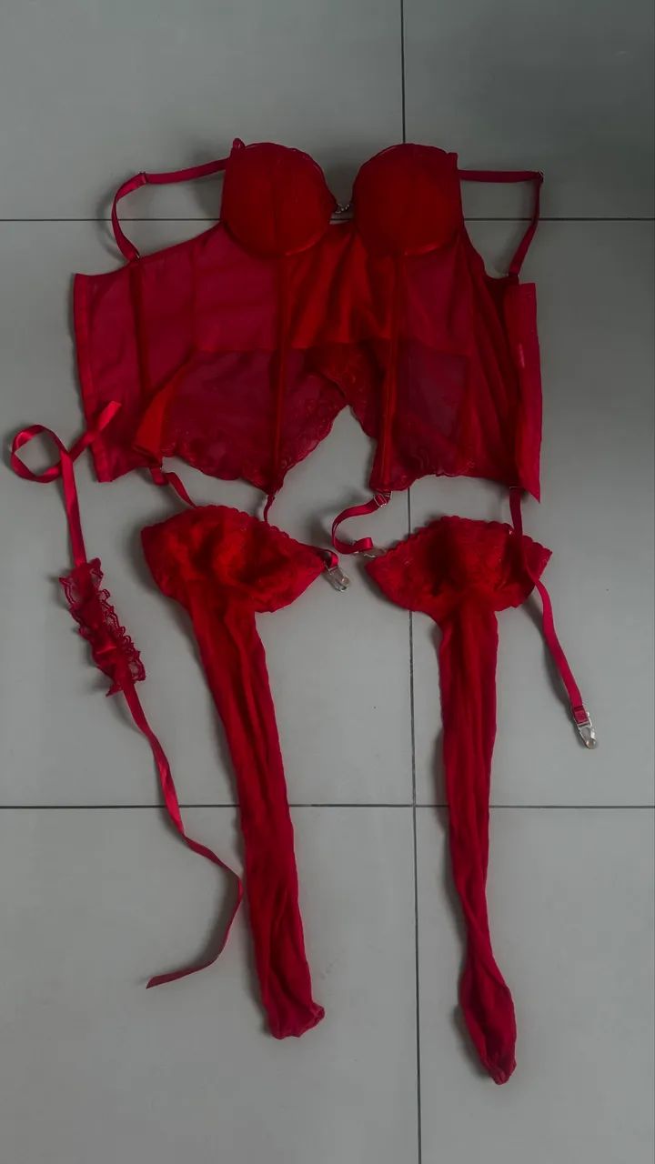 Lingerie Vermelha