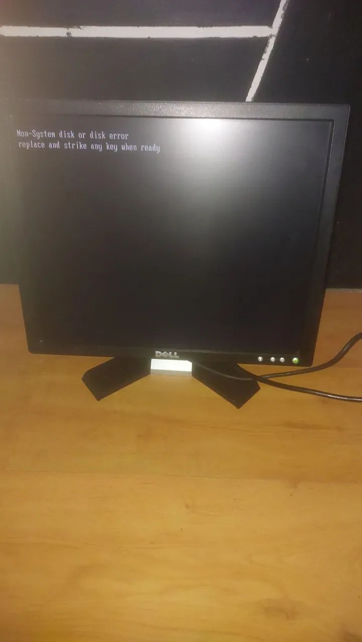 Monitor Dell E178FPc 17" - Testado e Funcionando - Foto 2