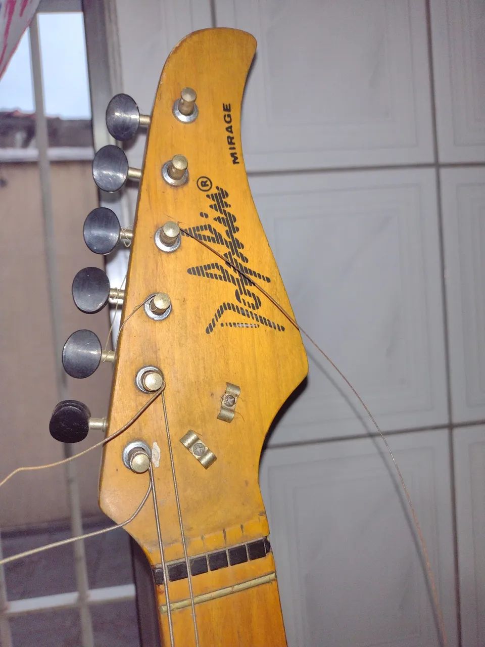 GUITARRA DOLPHIN MOD.MIRAGE - Foto 4