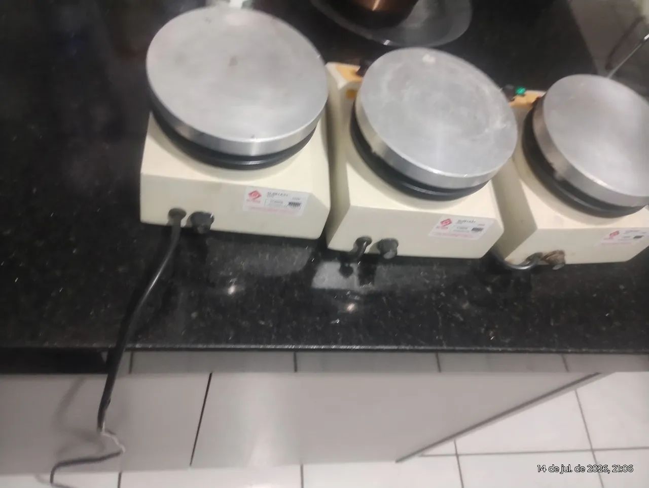 Agitar magnético com aquecimento  - Foto 2