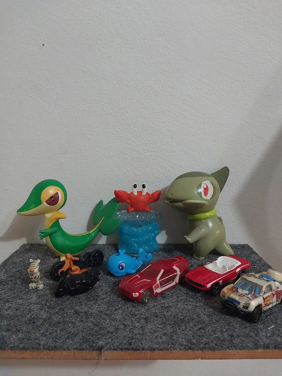 Brinquedos - Pokémon, McDonald's, Hotwheels COLEÇÃO 