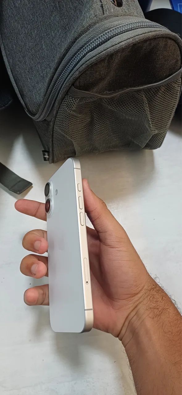 Iphone 16 128GB Branco - Foto 3