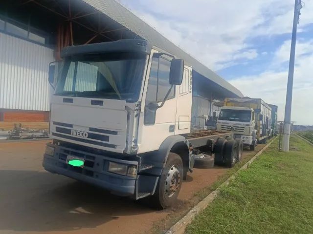 Caminhão Iveco 230e24 - Foto 3