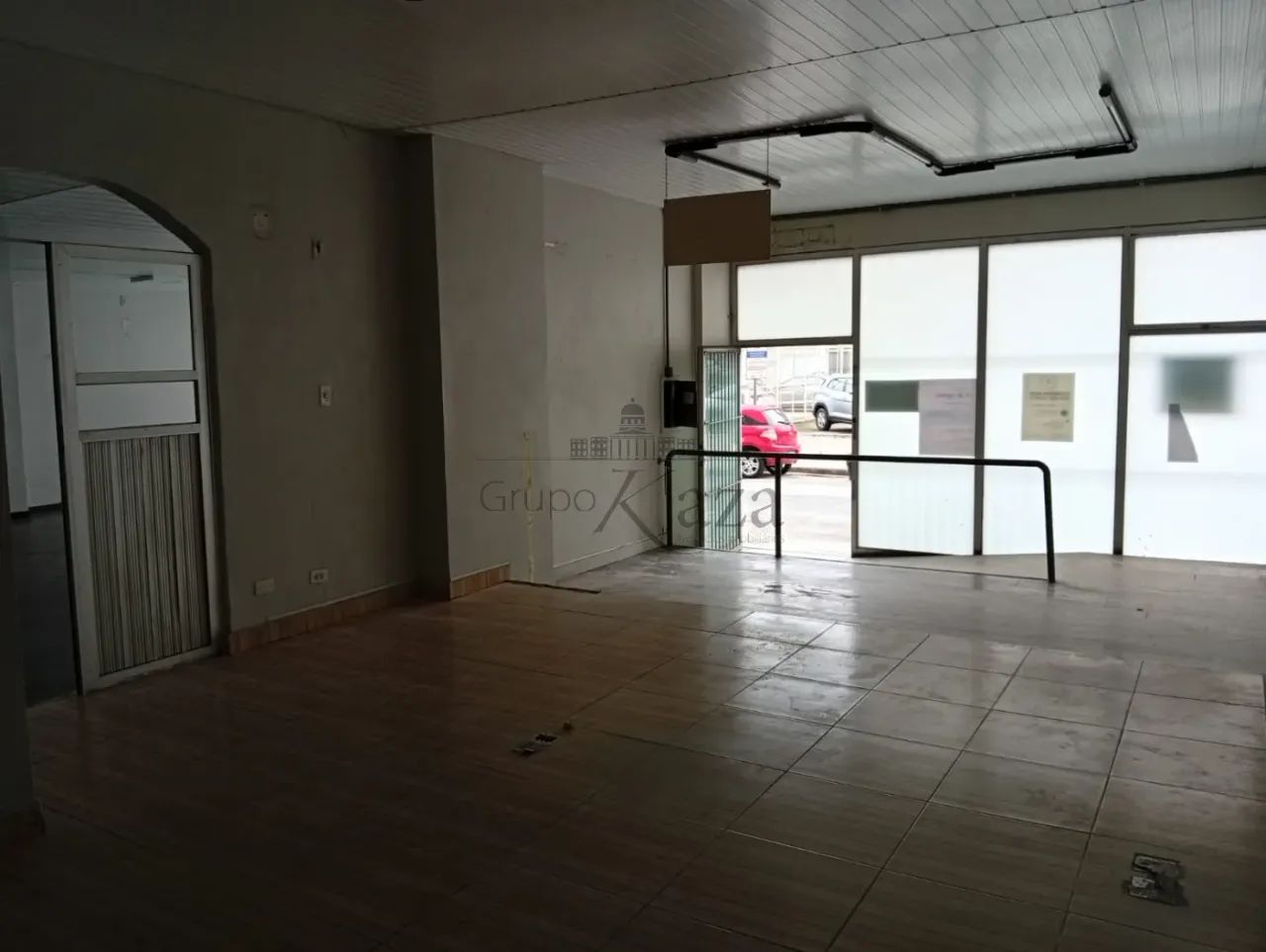 Loja Comercial - Edifício Market Center - Jardim São Dimas - 52,78m². - Foto 4