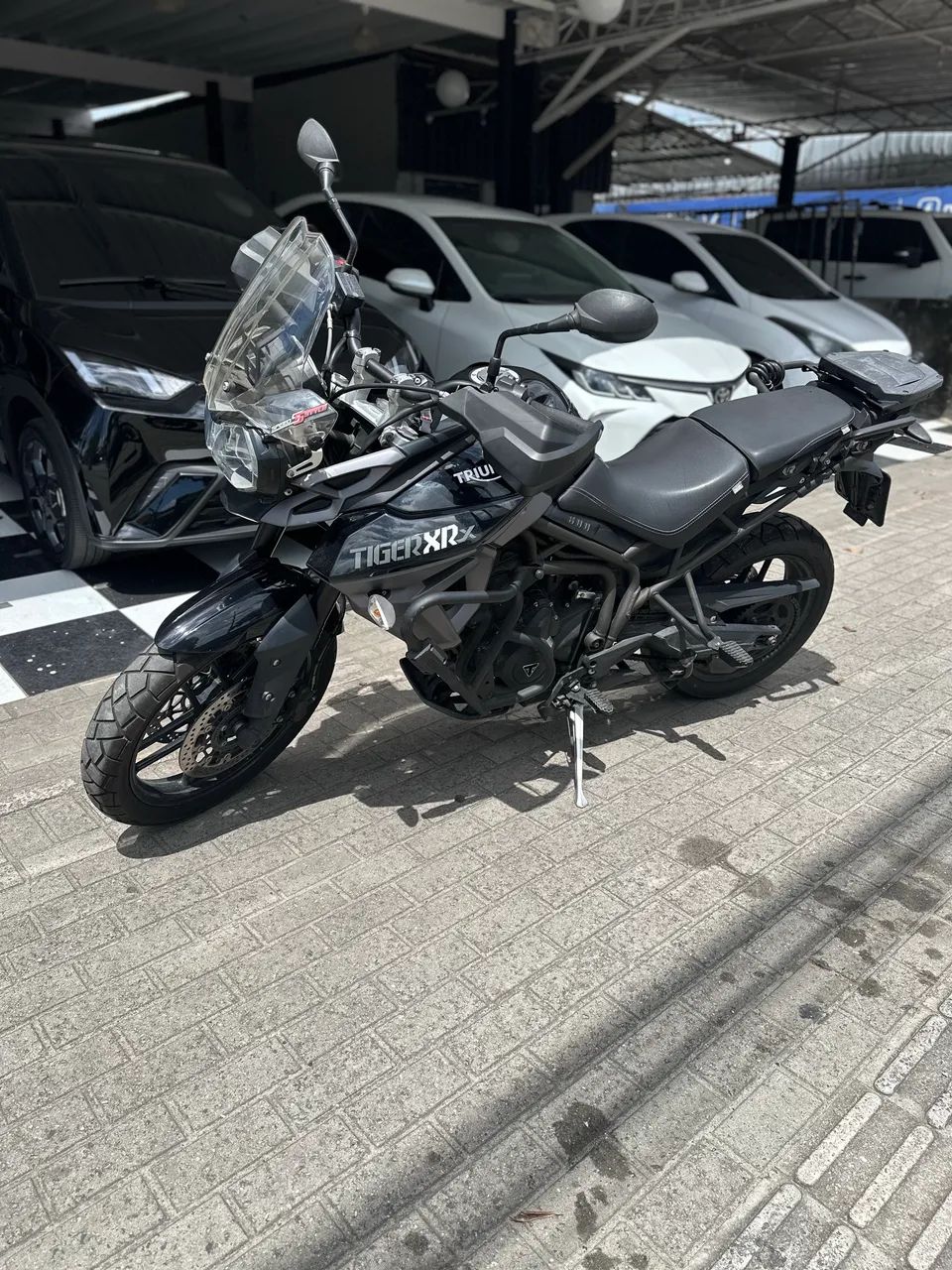 Triumph Tiger 800 XRX 2018 - Foto 2