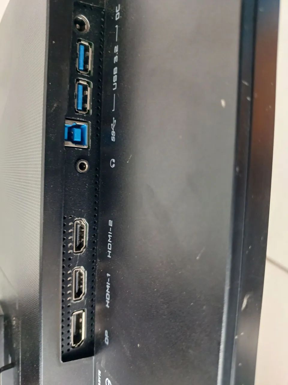Monitor Gamer GIGABYTE G27F 2 27  DEFEITO! - Foto 3