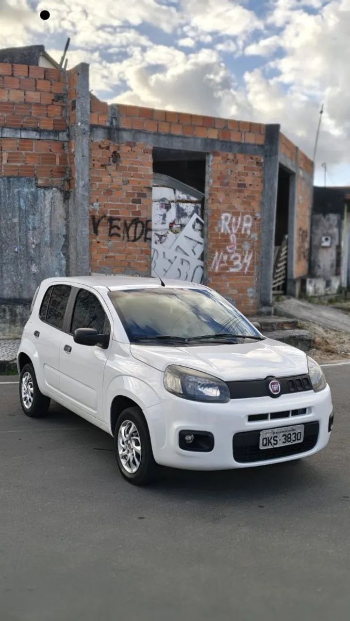Fiat Uno Attractive 1.0 EVO Fire Flex 8V 5P 2016 - Foto 2