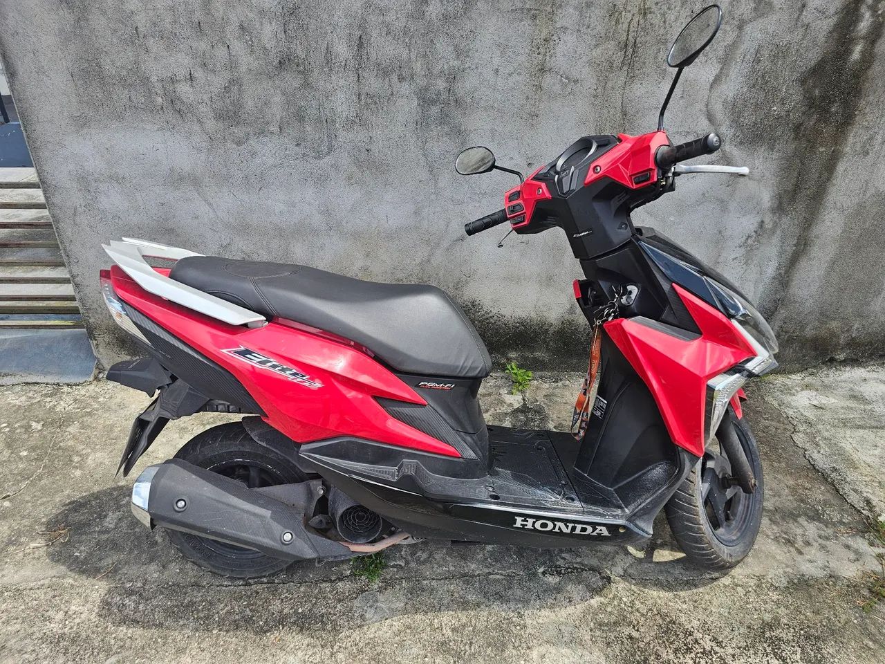 Elite 125