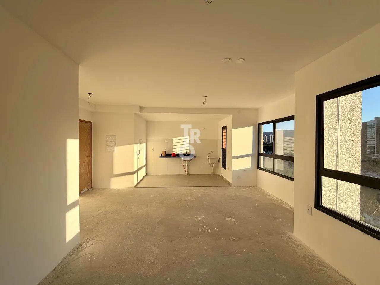 STUDIO À VENDA NA RUA DO RETIRO - JUNDIAÍ/SP