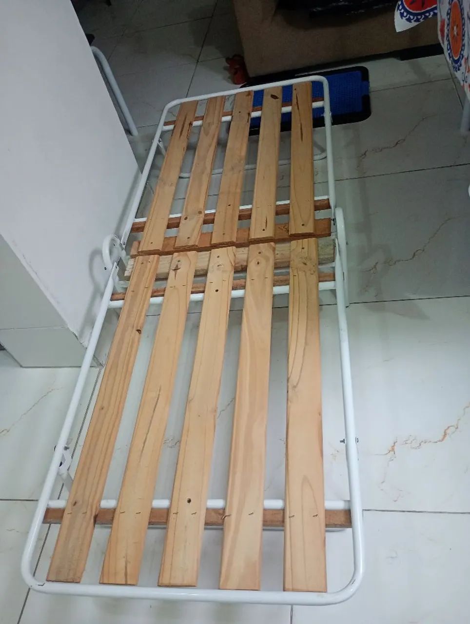 Cama Dobrável de solteiro