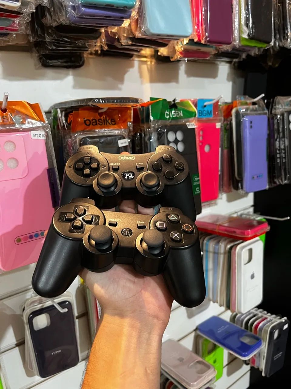 PS3 SLIM + 2 CONTROLES - Foto 4