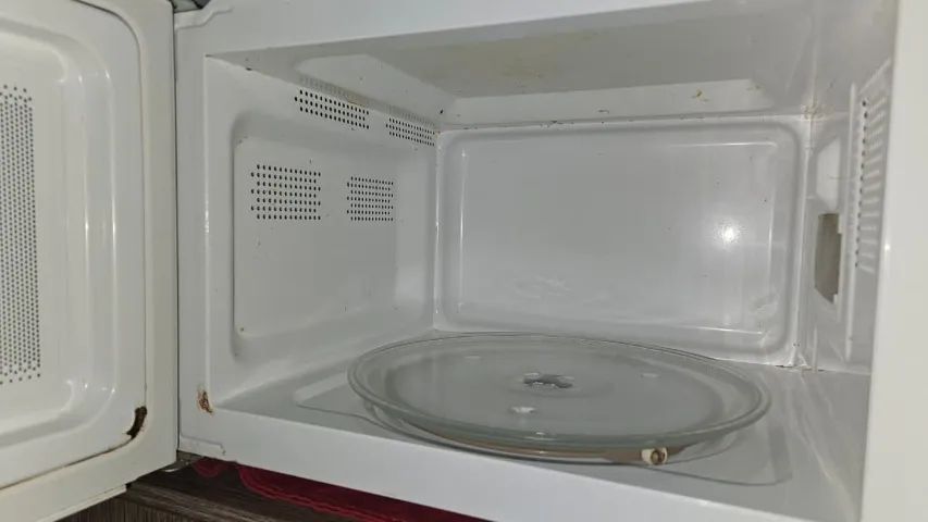 microondas philco 26 L com defeito - Foto 4