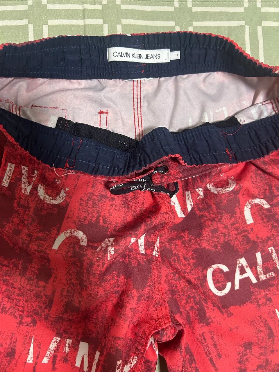 Short Calvin Klein infantil - 12 anos  - Foto 2