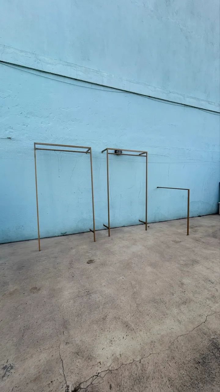 Araras de roupa  - Foto 3