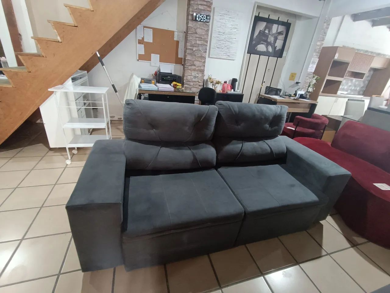 Sofá Retrátil e Reclinável  - Foto 4