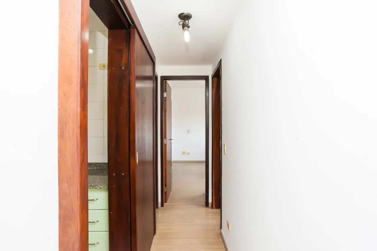 Apartamento no Centro com 2 quartos e garagem - Foto 5