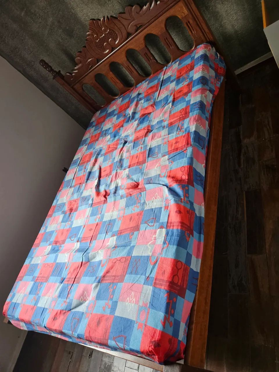 Cama de casal com colchão - Foto 2