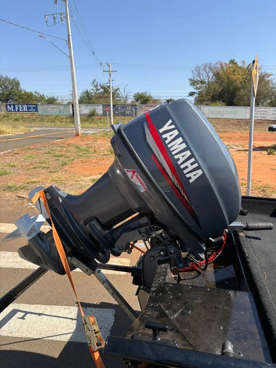 Yamaha 40 hp 2012 - Tratores e máquinas agrícolas - Fernandópolis