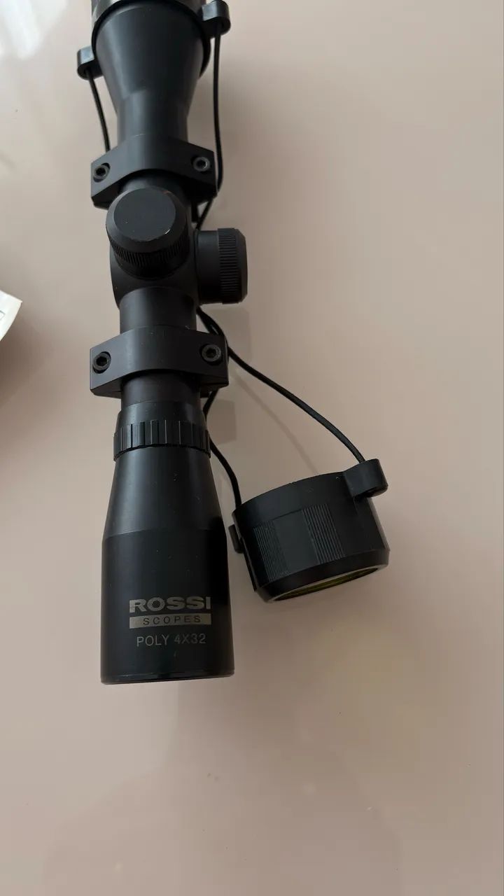 VENDO LUNETA ROSSI SEMI NOVA - Foto 2