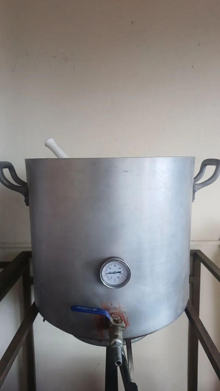 Panela para cerveja artesanal 50 litros.
