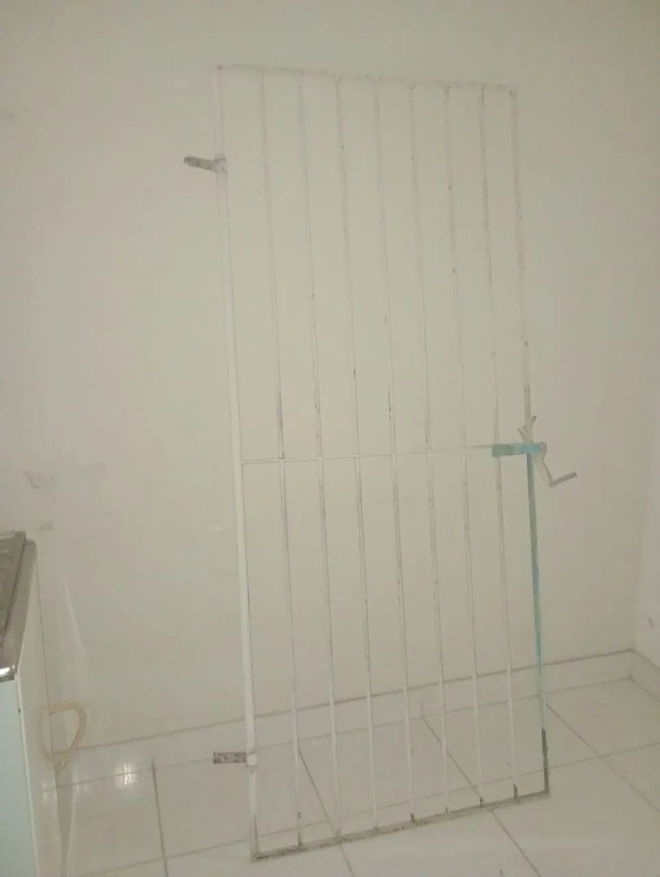 Solid iron gate467333381096755201