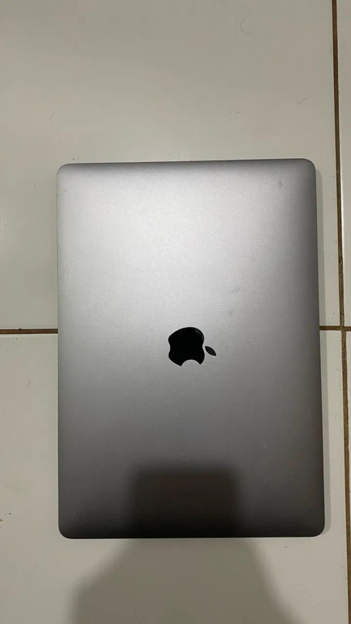 MacBook Pro 13? M1 2020 | 8GB RAM | 512GB SSD | Touch Bar