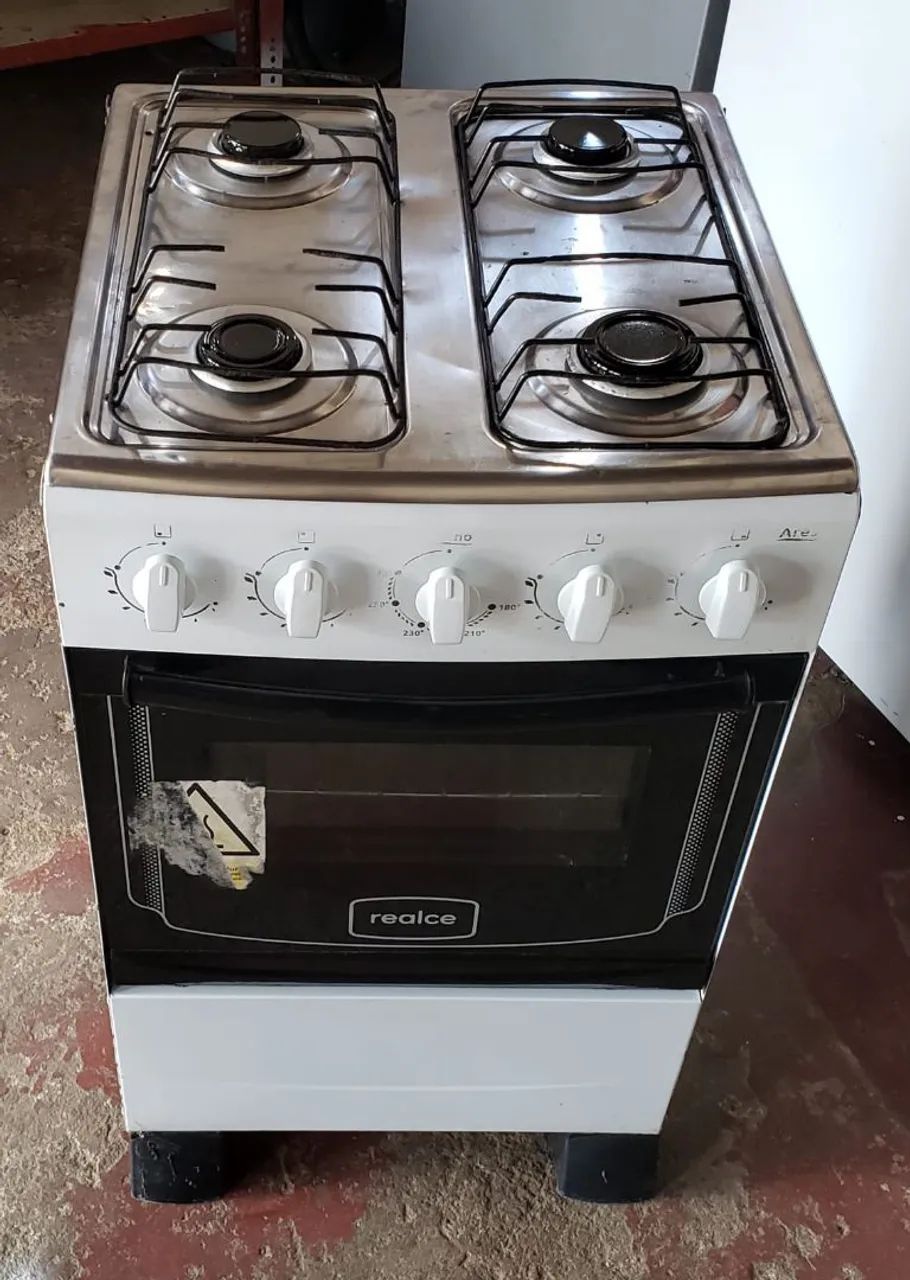 Fogão 4bcs branco.... tudo funcionando perfeitamente 