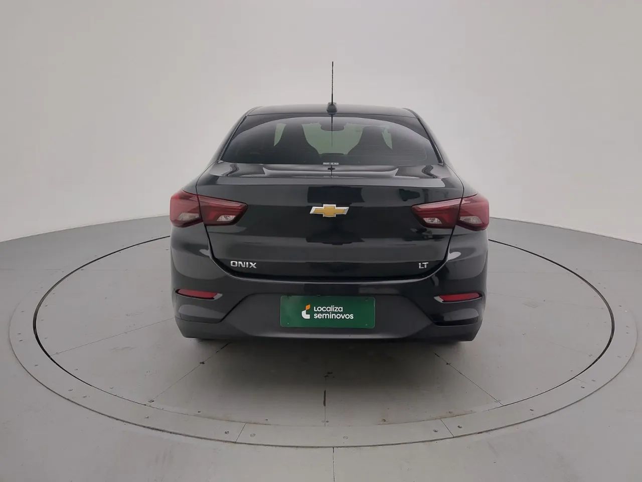 Chevrolet Onix Plus LT 1.0 12V Flex Mec. 4P, foto 4 de 18